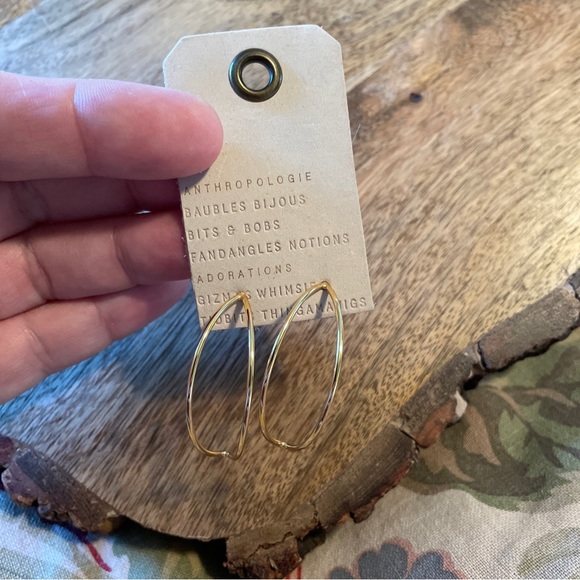 ANTHROPOLOGIE Gold  Earrings  Delicate 1” HalfRound Timeless Lightweight $59 NWT - Picture 8 of 11